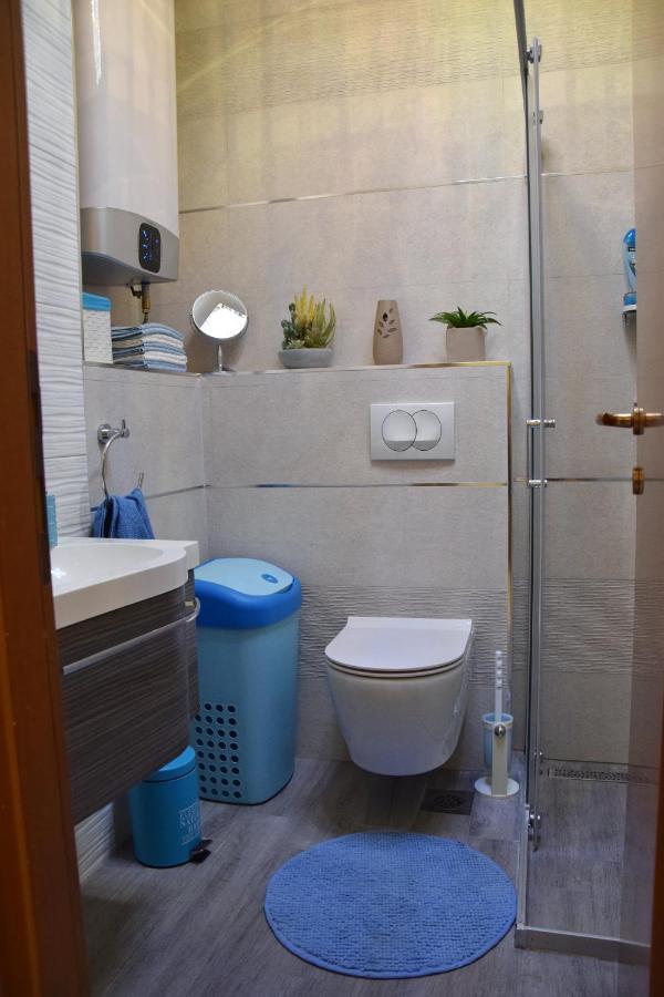 Luxurious Apartment Majda, 2 Bathrooms And Free Parking Split Ngoại thất bức ảnh
