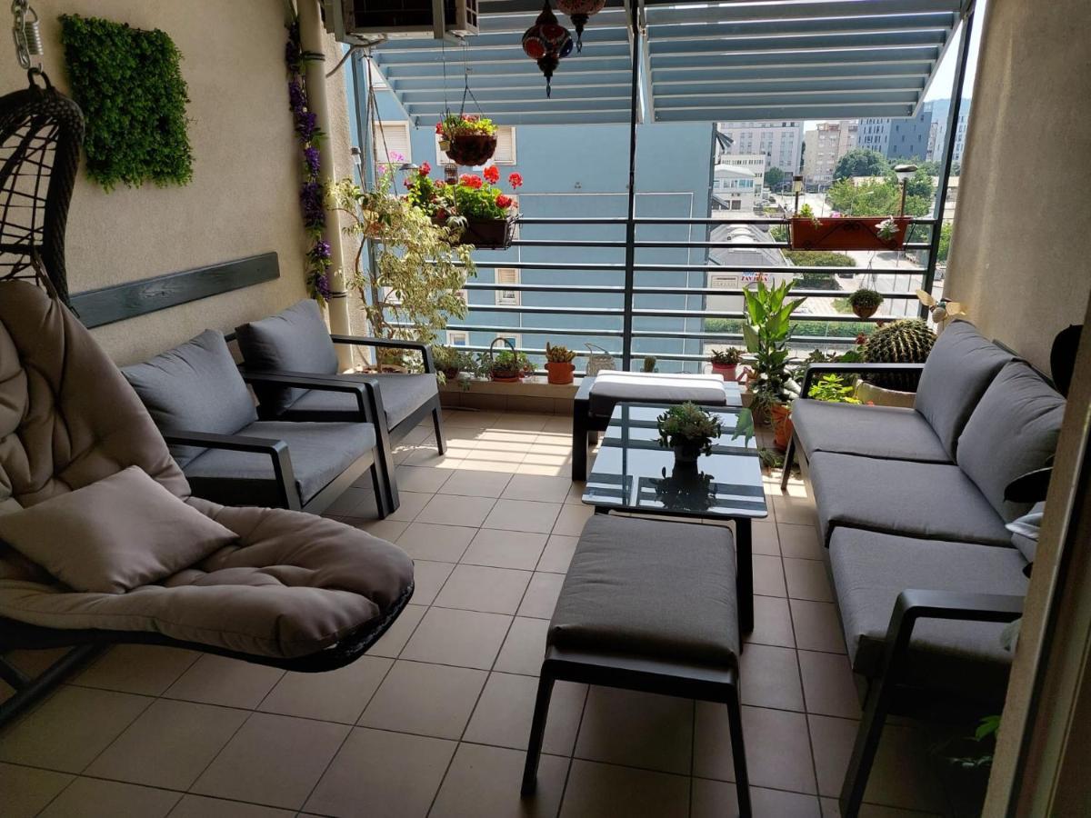 Luxurious Apartment Majda, 2 Bathrooms And Free Parking Split Ngoại thất bức ảnh